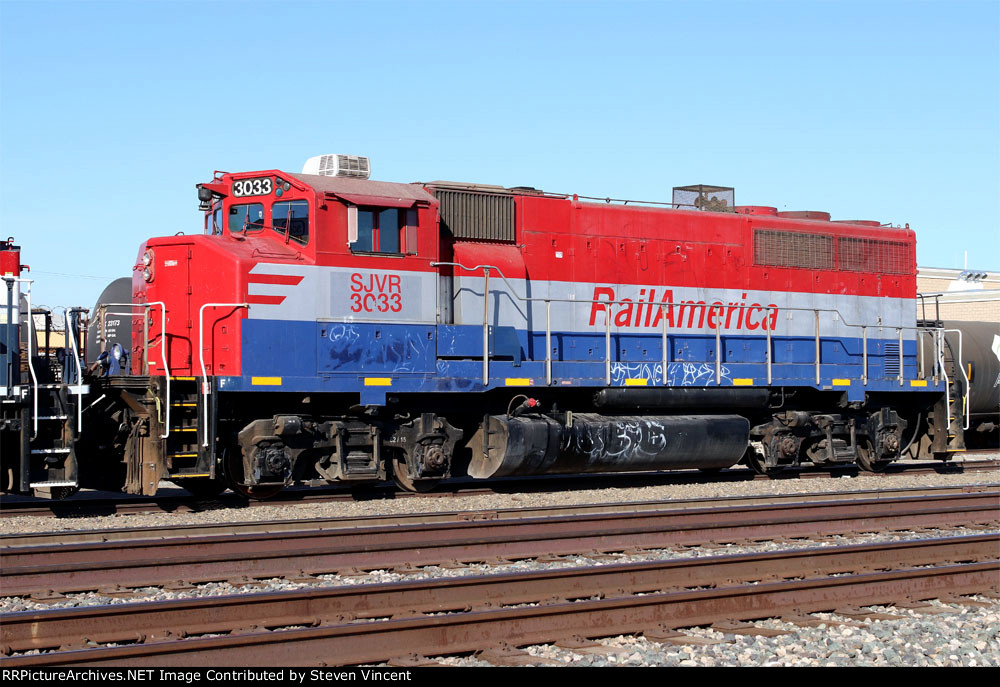 San Jaoquin Valley GP40-2LW #3033